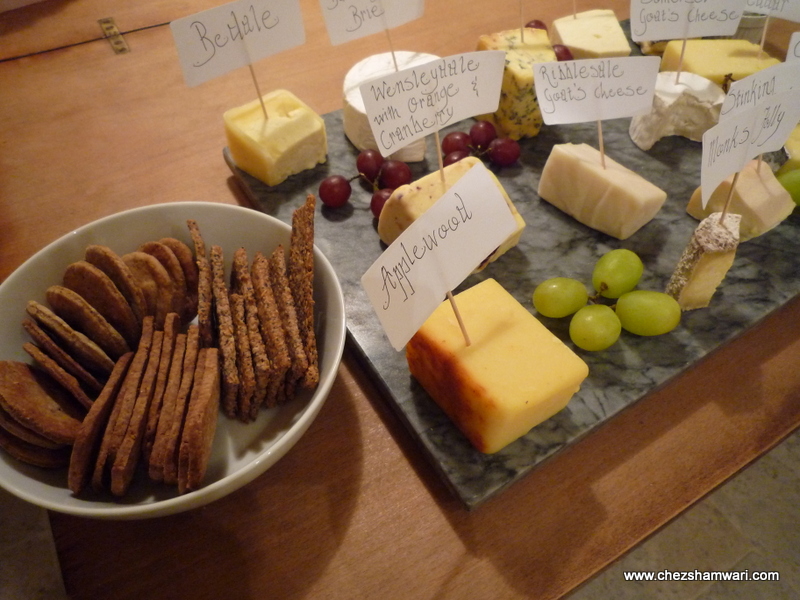 Homemade crackers (walnut & raisin bread missing!)